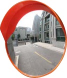 Зеркало дорожное круглое с защитным козырьком  D=600мм 